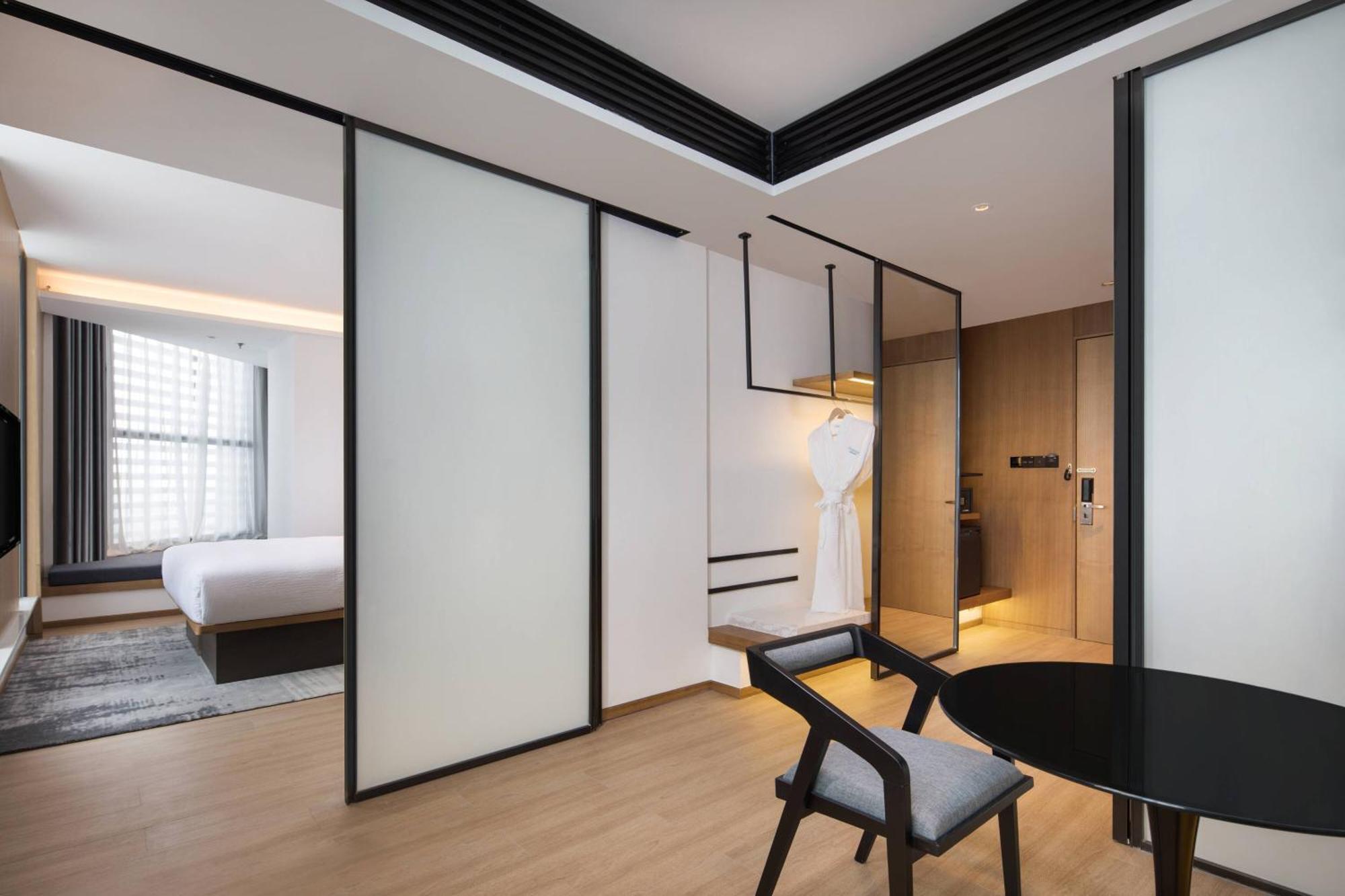 Отель Fairfield By Marriott Xi'An North Station Экстерьер фото