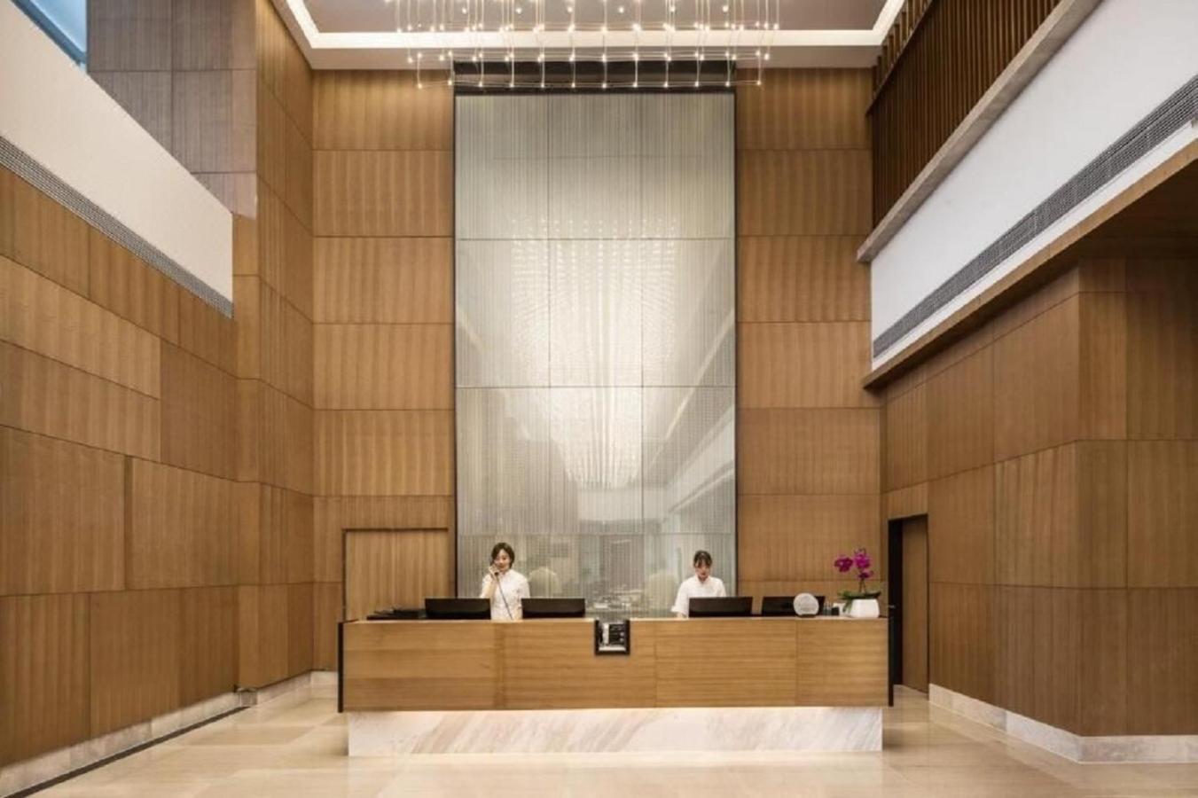 Отель Fairfield By Marriott Xi'An North Station Экстерьер фото