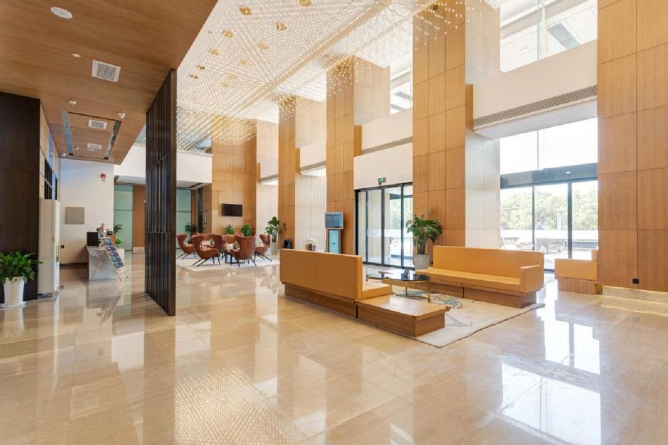 Отель Fairfield By Marriott Xi'An North Station Экстерьер фото