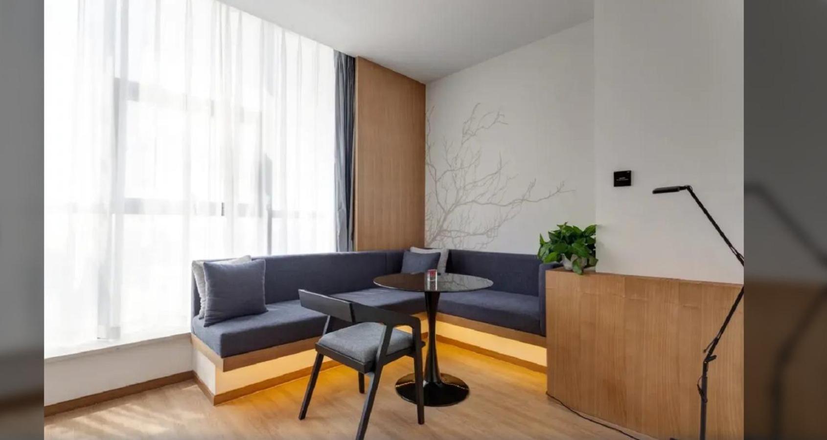 Отель Fairfield By Marriott Xi'An North Station Экстерьер фото